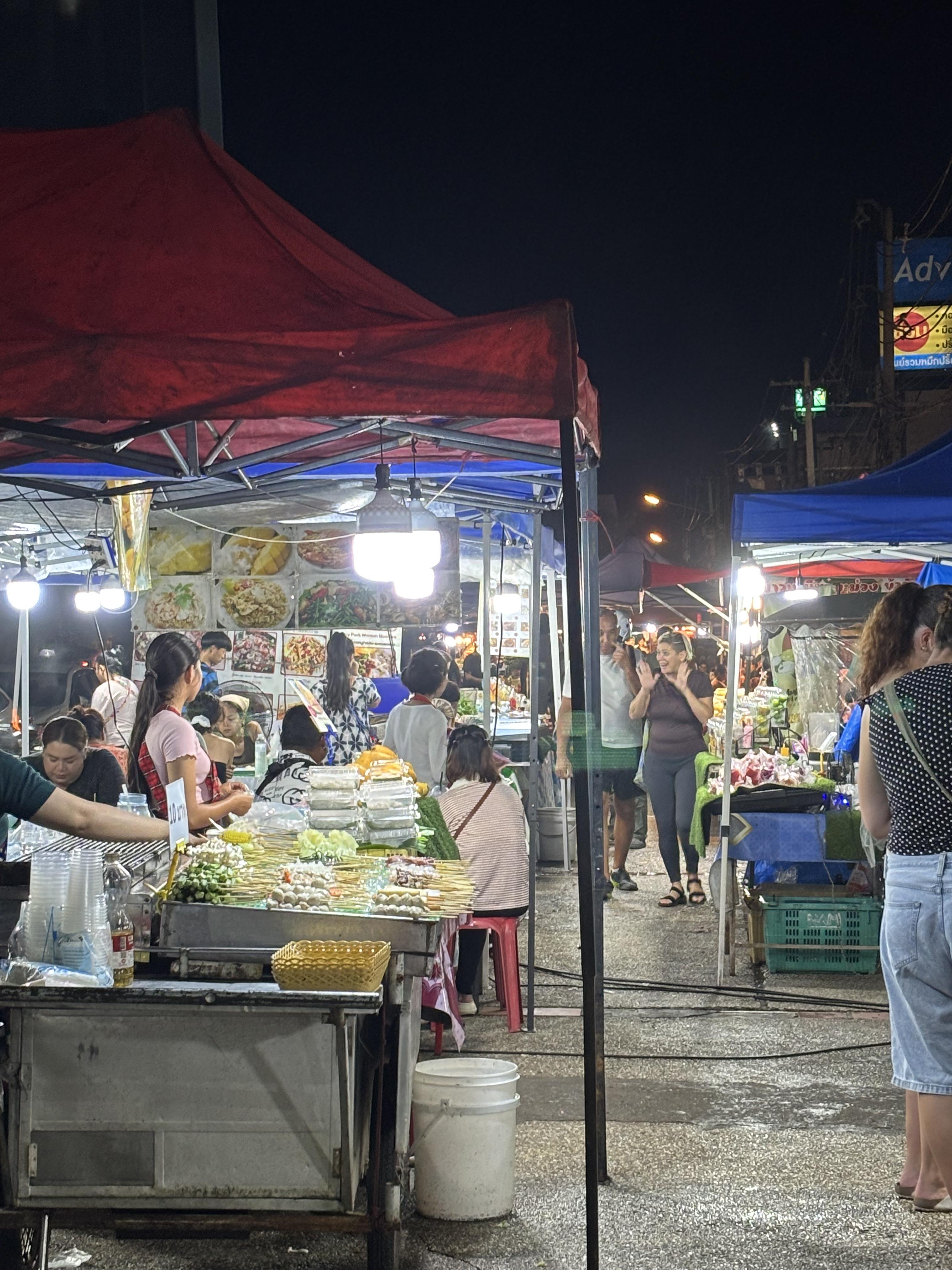 Chang Phuak Market